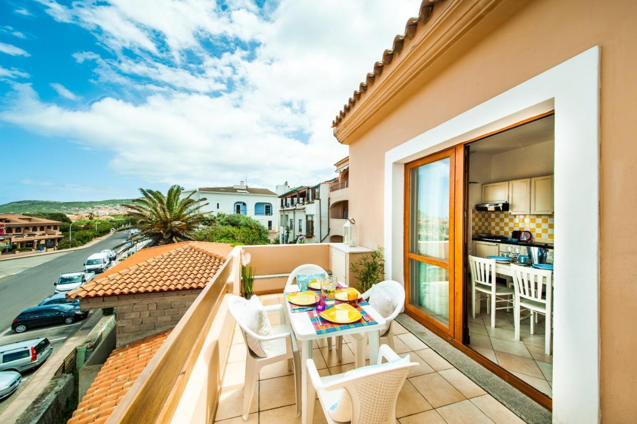 カステルサルドCasa Vacanze Il Grecale-A Pochi Passi Dal Mareアパートメント エクステリア 写真